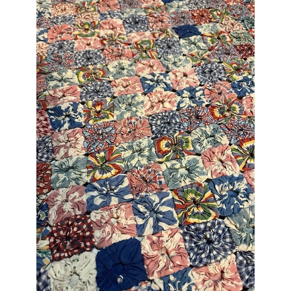 Vintage Yo Yo Yoyo Quilt 80x90 Feedsack Fabrics Handmade 1930’s Cottage Core